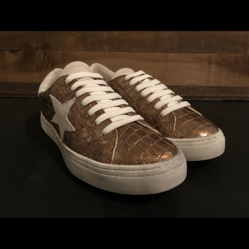STEVEN NY Rubie Copper Croco Distressed Sneakers - Picture 6 of 16
